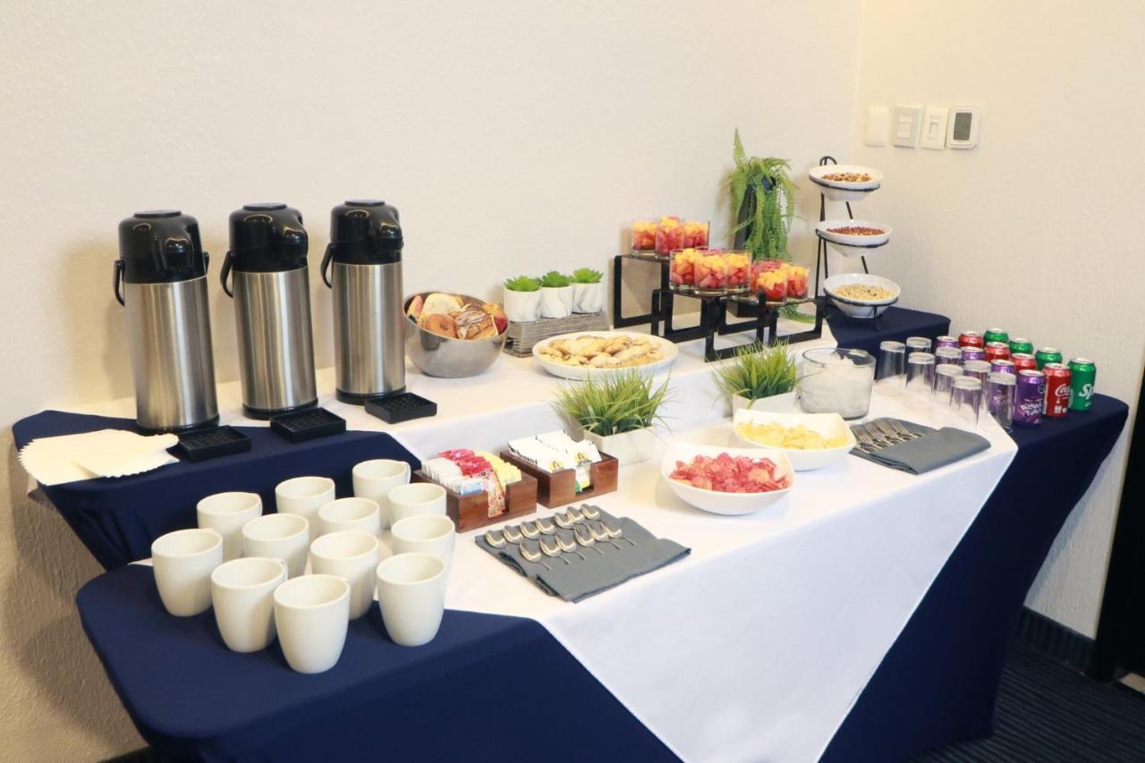 Holiday Inn Express San Luis Potosi By Ihg Екстер'єр фото